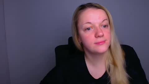 Adele online show from November 22, 12:37 pm