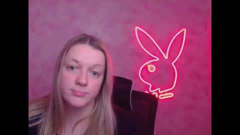 Adele online show from January 5, 5:27 pm