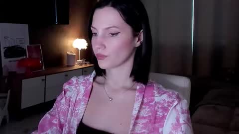 Adele Shine online show from November 21, 8:57 am