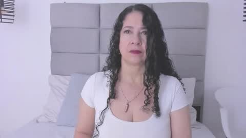 Adele Smithh online show from February 20, 11:54 am