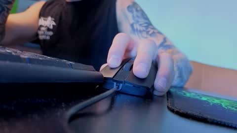 Snapshot of adelia_ntmu chatting on September 12, 8:47 am Adelia online show from September 12, 8:47 am