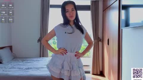 Snapshot of adelia_ntmu chatting on October 12, 1:26 am Adelia online show from October 12, 1:26 am