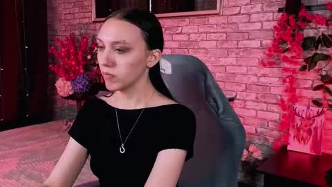 miss Ada online show from September 17, 7:10 am