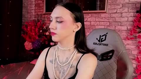 miss Ada online show from September 28, 6:19 am