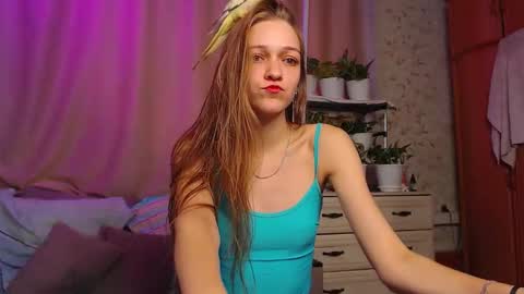 Lina online show from October 19, 8:26 am