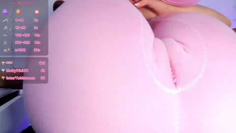 adelinaconte1 online show from February 7, 10:30 pm