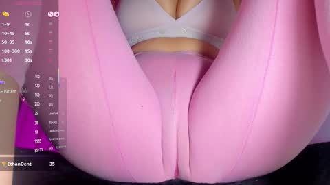 adelinaconte1 online show from February 9, 3:05 pm