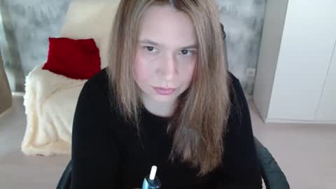 adelinalawson online show from April 4, 8:12 am