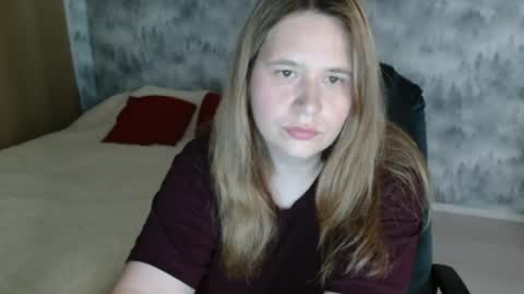 adelinalawson online show from July 15, 9:25 am