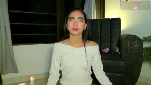 Snapshot of adelineevs chatting on February 9, 3:43 am ADELINE online show from February 9, 3:43 am