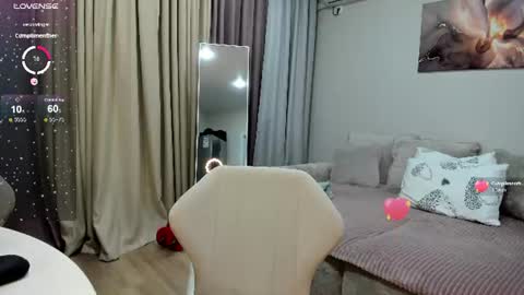 Snapshot of adelle_rimm chatting on June 20, 4:26 am Adele maturemilfteasefitbruhete online show from June 20, 4:26 am