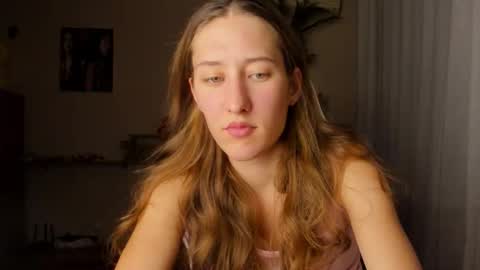 Snapshot of adellqueen chatting on September 22, 9:39 pm Adell online show from September 22, 9:39 pm