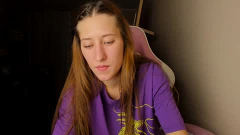 Adell online show from April 6, 9:38 pm