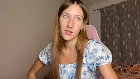 Adell online show from July 1, 9:47 pm