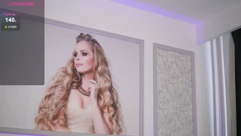 Snapshot of adelyn_chase chatting on January 28, 12:32 pm Adelyn online show from January 28, 12:32 pm