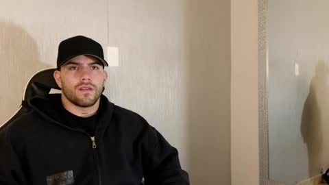 Snapshot of ades_lowe chatting on October 3, 11:51 am Ades online show from October 3, 11:51 am