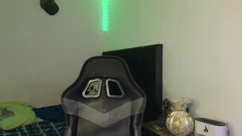 Ades online show from April 23, 4:57 am