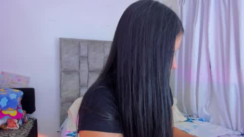   online show from April 19, 3:00 pm