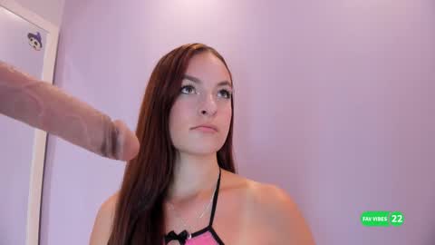 Snapshot of adhara_monroe chatting on November 4, 10:25 am Adhara online show from November 4, 10:25 am