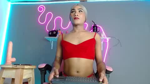 Snapshot of adhara_rangel chatting on October 29, 2:36 am adhara rangel online show from October 29, 2:36 am