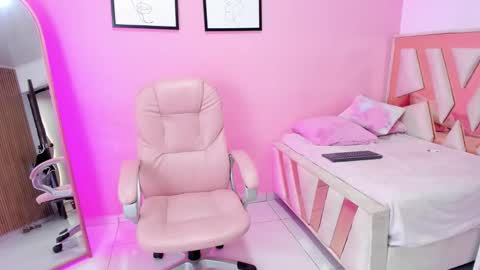 Snapshot of adharacute18_ chatting on October 9, 1:42 pm ADHARA online show from October 9, 1:42 pm