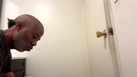 adick_ting online show from November 28, 6:54 pm