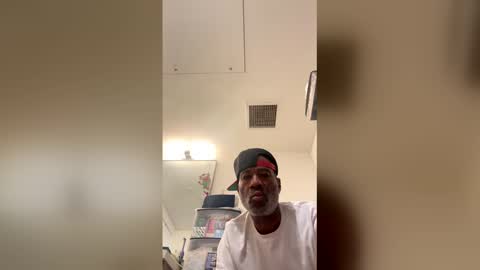 adick_ting online show from April 8, 12:27 pm