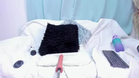 Snapshot of adilaghazali chatting on February 27, 11:04 pm Adila online show from February 27, 11:04 pm