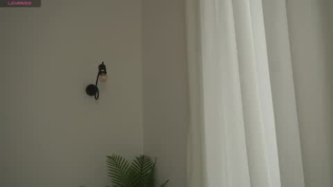 Adisson Fox online show from January 10, 7:32 am