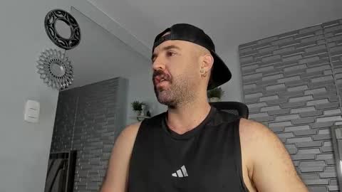 Snapshot of adonis_art01 chatting on October 21, 6:08 pm Juan online show from October 21, 6:08 pm