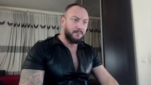 adonis_dionysos online show from December 4, 1:53 pm