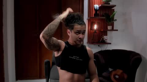 Snapshot of adonis_dlh chatting on December 27, 4:26 am Adonis online show from December 27, 4:26 am