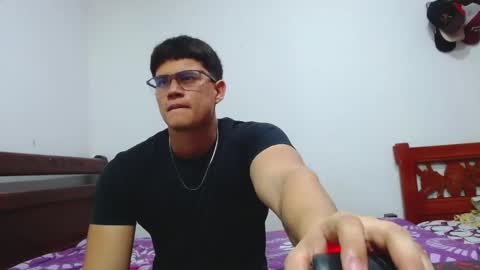 adonis_walkerx online show from October 18, 12:57 am