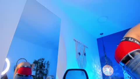 adonis_wb online show from November 3, 10:10 pm