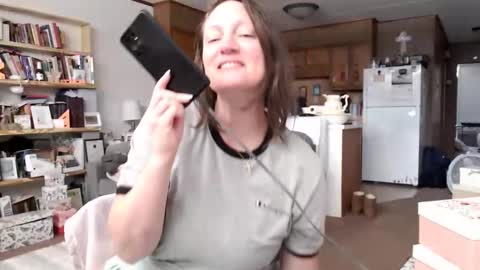 adorable22 online show from January 13, 6:27 pm