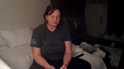 adorable22 online show from January 8, 7:32 am