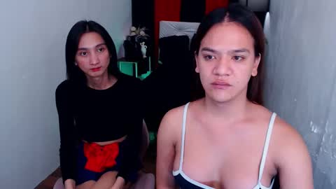 Snapshot of adorable_andrea chatting on December 17, 7:37 pm adorable_andrea online show from December 17, 7:37 pm