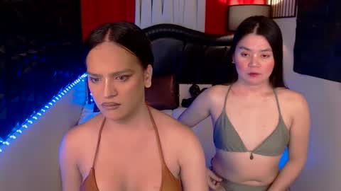 Snapshot of adorable_andrea chatting on November 2, 5:59 pm adorable_andrea online show from November 2, 5:59 pm