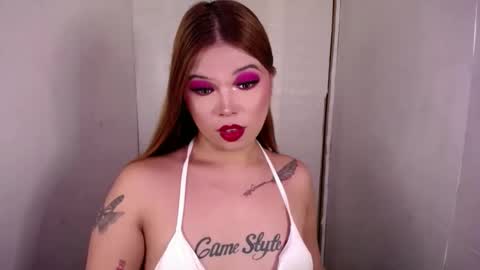 adorabletsforyouxx online show from December 7, 5:42 pm