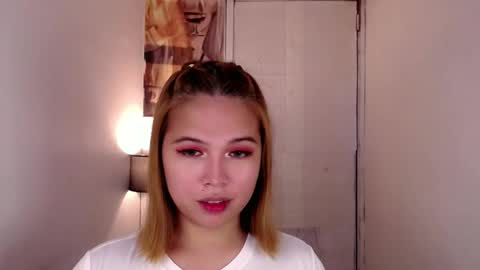 adorabletsforyouxx online show from September 9, 3:22 pm