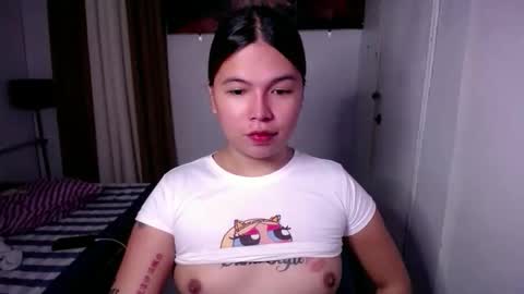 adorabletsforyouxx online show from March 12, 4:18 am