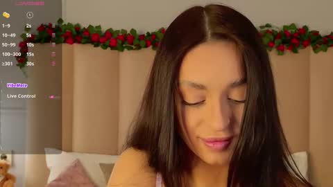 adoracortes online show from February 8, 7:12 am