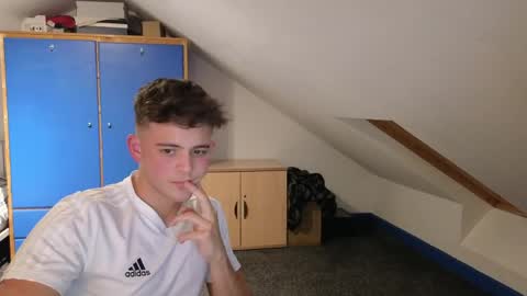 ADR Twink online show from April 2, 9:45 pm