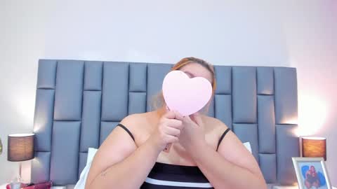 ANDREA PEREZ online show from January 20, 11:45 am