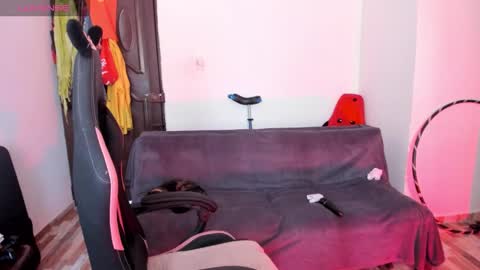 Adrena10 online show from February 5, 7:51 pm