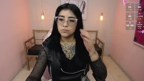 Adri  online show from May 28, 11:40 am