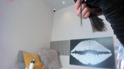 adri online show from March 22, 10:02 pm