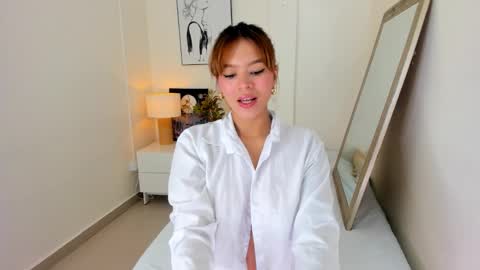 Snapshot of adria_ross chatting on October 1, 1:06 pm Adriana online show from October 1, 1:06 pm