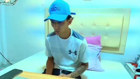 adrian_aa_21 online show from April 10, 6:45 pm