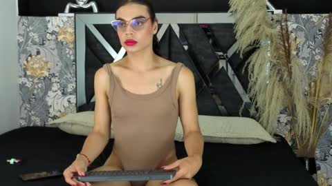 Adrian and Camii online show from April 7, 4:46 am